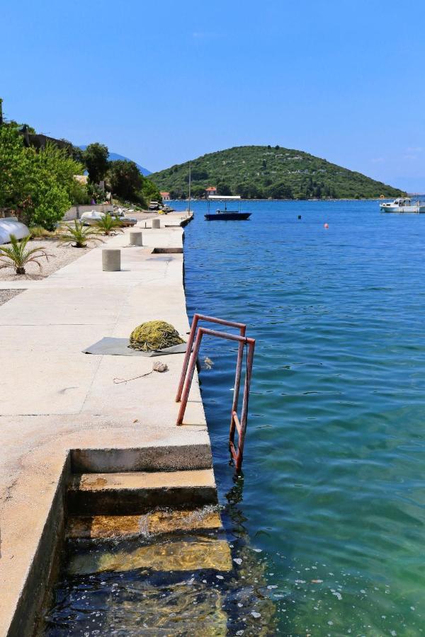 Apartments By The Sea Luka Dubrava, Peljesac - 4568 Janjina Buitenkant foto